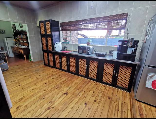 4 BEDROOM HOUSE FOR SALE IN MEYERTON EXT 6